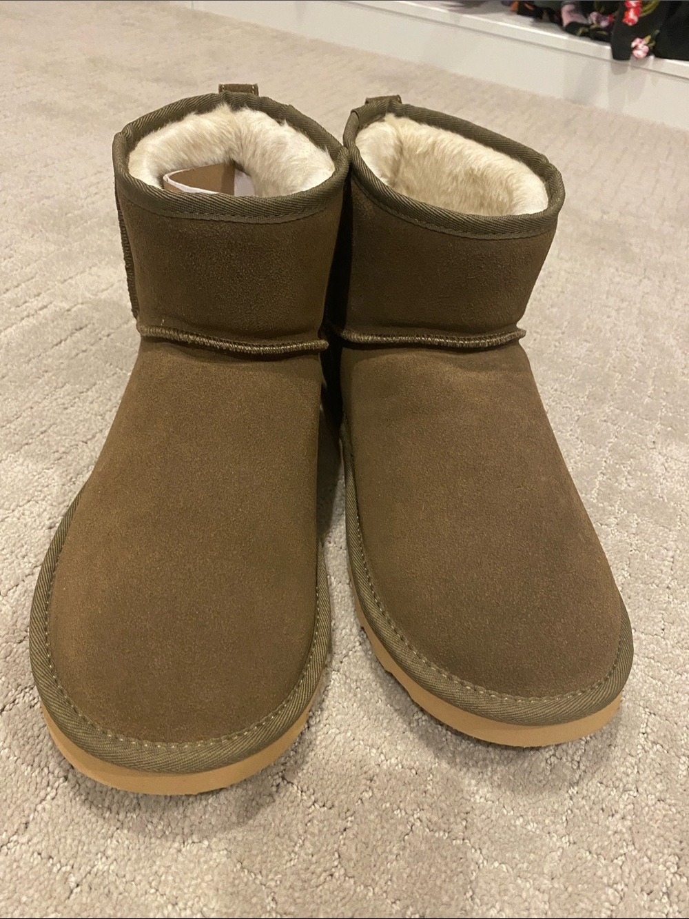 Clarks Men's Brown Suede Shearling-Lined Slippers